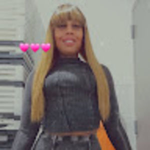 Meet your Posher, Lena